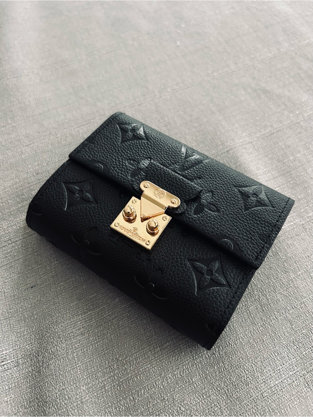 Luxury Embossed Leather Black Wallet with Gold Lock